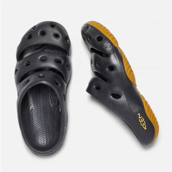NWT Keen Men's Yogui Slip On Clogs in Black Sizes 12 and 14 - Picture 1 of 6